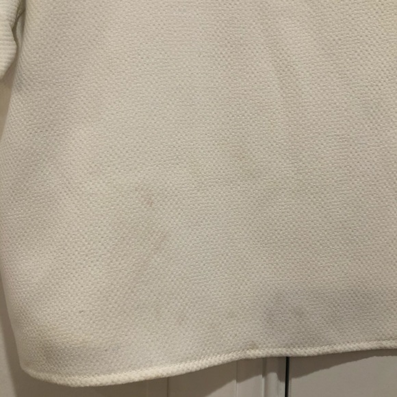 **currently unavailable** White Blouse 🌸 - Picture 4 of 4